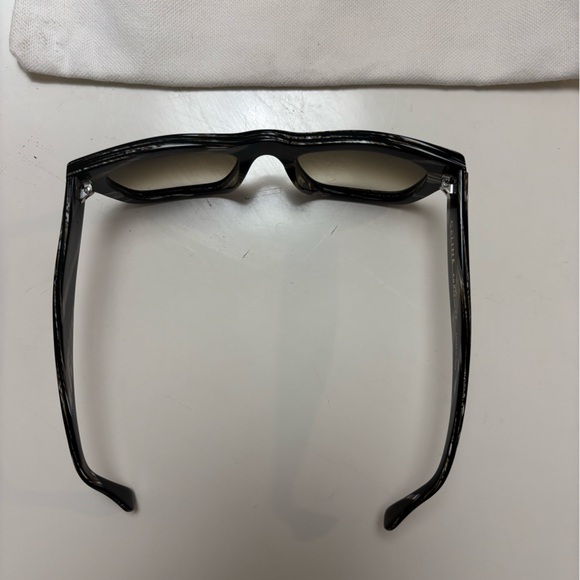 Celine Sunglasses with fabric bag - Picture 6 of 10